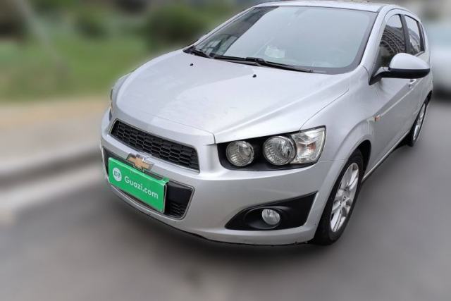Used Chevrolet Aveo Sonic 2011 Hatchback 1.6L MT SX