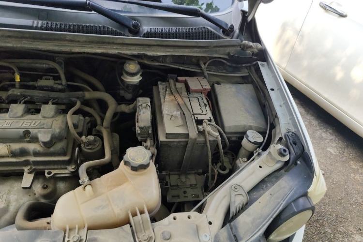 Used Chevrolet Aveo Sonic 2011 Sedan 1.4L MT SL Engine Bay Left