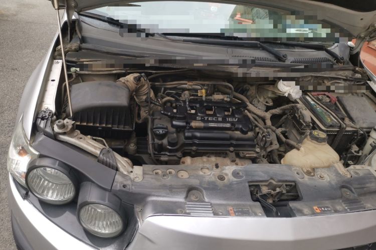 Used Chevrolet Aveo Sonic 2011 Sedan 1.4L MT SL Engine Bay Right