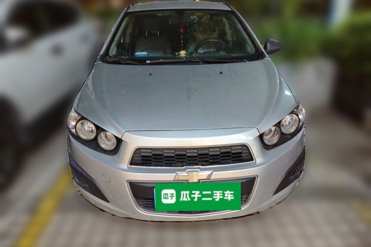 Used Chevrolet Aveo Sonic 2011 Sedan 1.4L MT SL Front