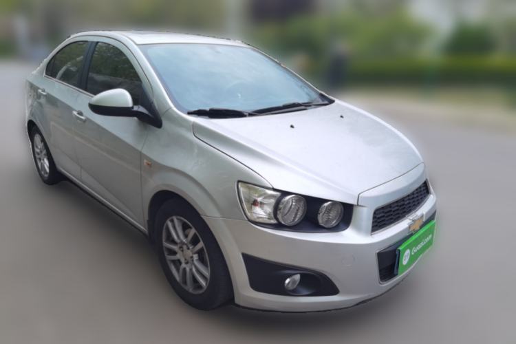 Used Chevrolet Aveo Sonic 2011 Sedan 1.6L Automatic SX Front Right 45 Deg