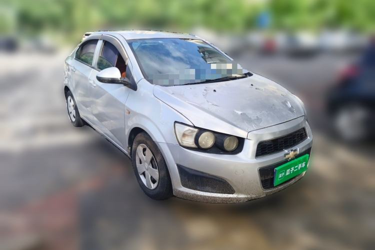 Used Chevrolet Aveo Sonic 2011 Sedan 1.4L Automatic SL Front Right 45 Deg