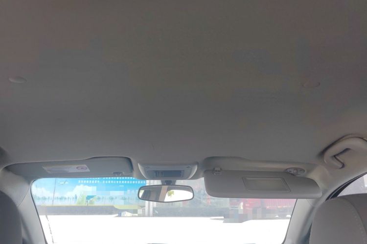 Used Chevrolet Aveo Sonic 2011 Sedan 1.4L MT SL Headliner