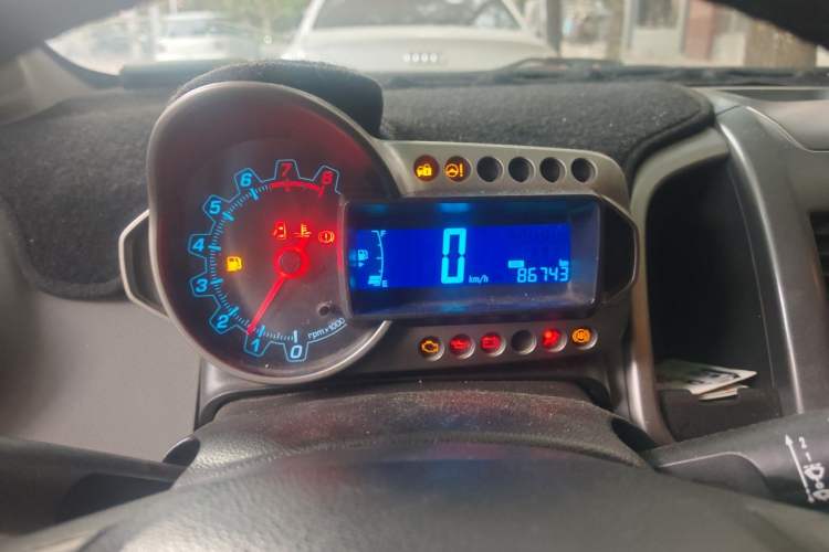 Used Chevrolet Aveo Sonic 2011 Sedan 1.4L Manual Transmission SE Instrument Cluster