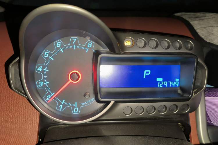 Used Chevrolet Aveo Sonic 2011 Sedan 1.4L Automatic SE Instrument Cluster