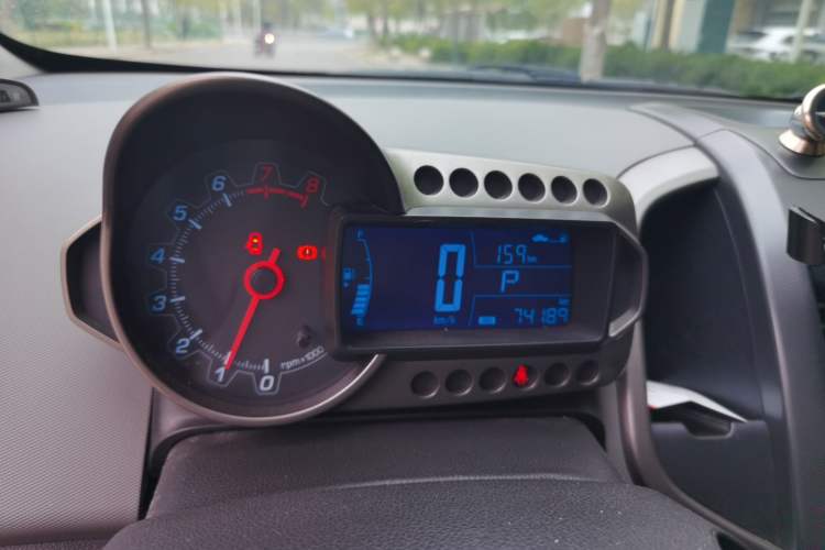 Used Chevrolet Aveo Sonic 2011 Sedan 1.6L Automatic SX Instrument Cluster