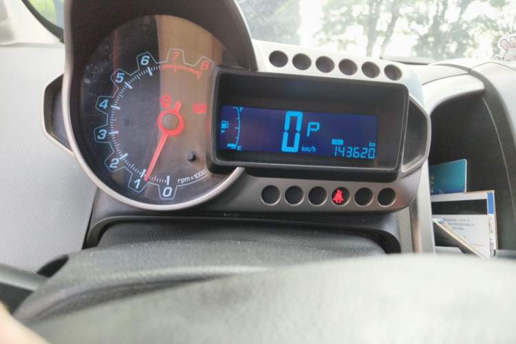 Used Chevrolet Aveo Sonic 2011 Sedan 1.4L Automatic SL Instrument Cluster