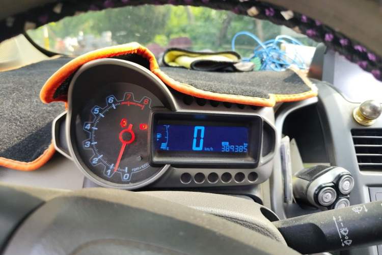 Used Chevrolet Aveo Sonic 2011 Sedan 1.4L MT SL Instrument Cluster