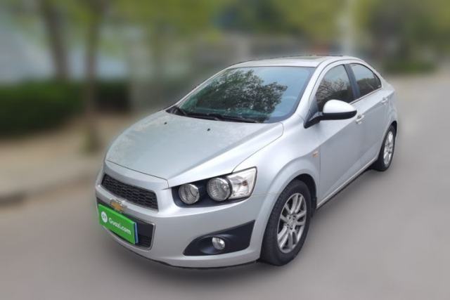 Used Chevrolet Aveo Sonic 2011 Sedan 1.6L Automatic SX