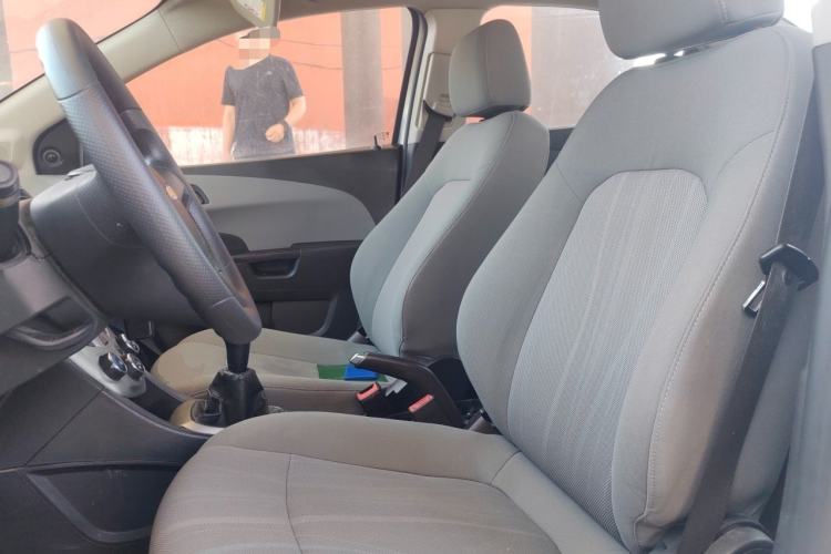 Used Chevrolet Aveo Sonic 2011 Sedan 1.4L MT SL Left Front Seat