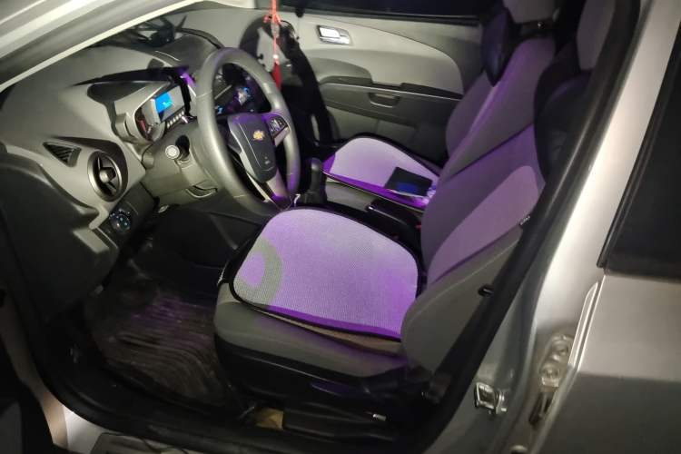 Used Chevrolet Aveo Sonic 2011 Sedan 1.4L Manual Transmission SE Left Front Seat