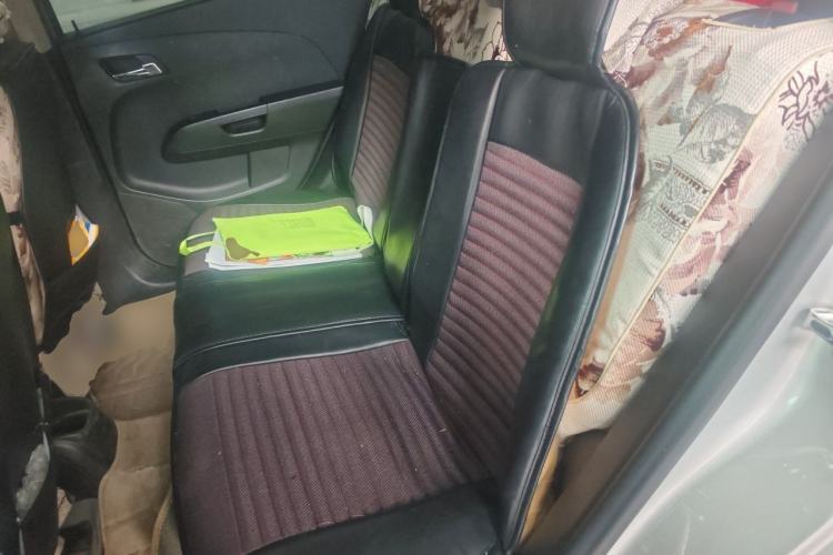 Used Chevrolet Aveo Sonic 2011 Sedan 1.4L Manual Transmission SE Left Rear Seat