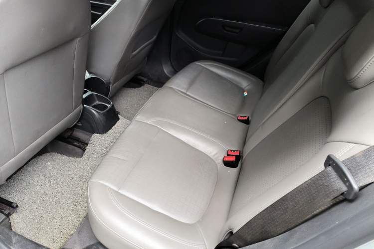Used Chevrolet Aveo Sonic 2011 Hatchback 1.6L MT SX Left Rear Seat