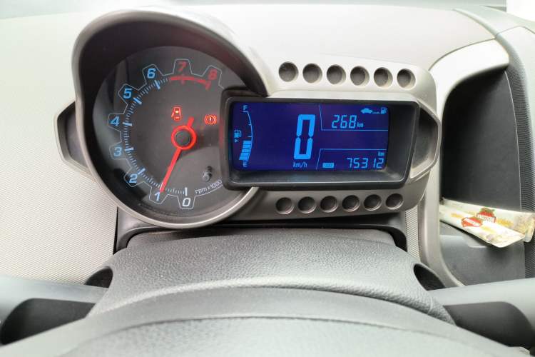 Used Chevrolet Aveo Sonic 2011 Hatchback 1.6L MT SX Odometer Close Up