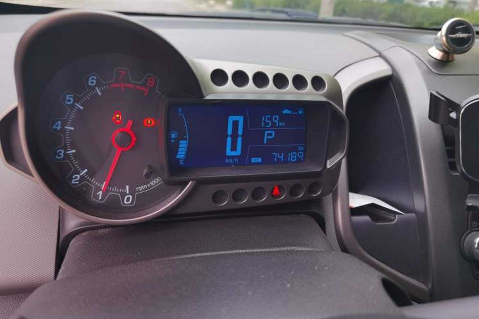 Used Chevrolet Aveo Sonic 2011 Sedan 1.6L Automatic SX Odometer Close Up