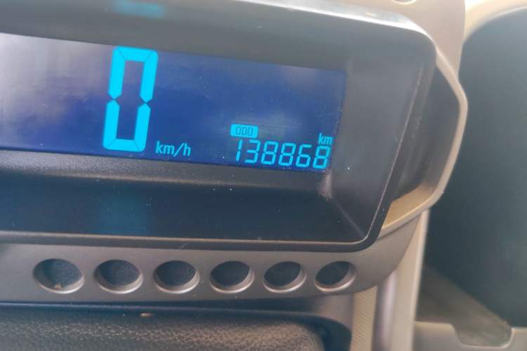 Used Chevrolet Aveo Sonic 2011 Sedan 1.4L MT SL Odometer Close Up