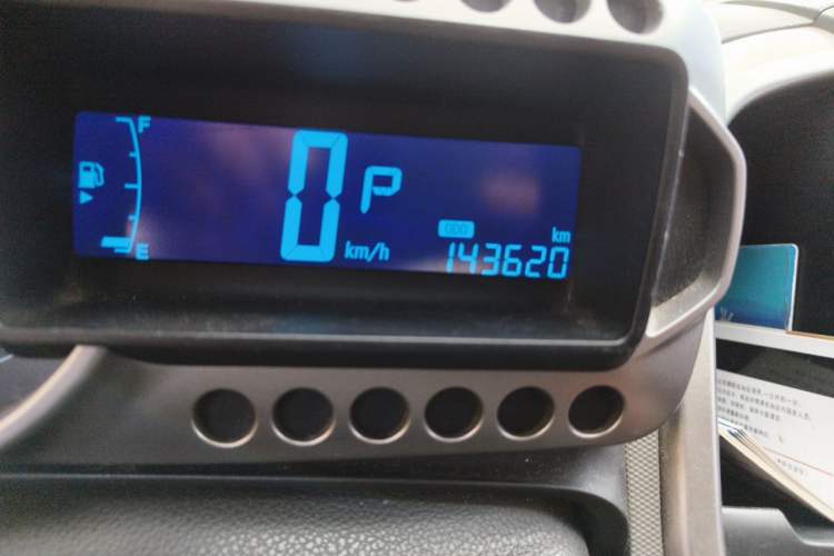 Used Chevrolet Aveo Sonic 2011 Sedan 1.4L Automatic SL Odometer Close Up