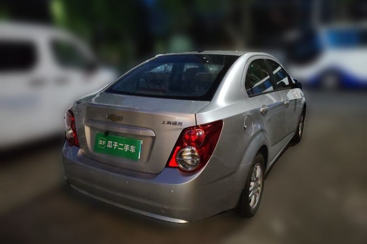 Used Chevrolet Aveo Sonic 2011 Hatchback 1.4L MT SE Rear Right 45 Deg