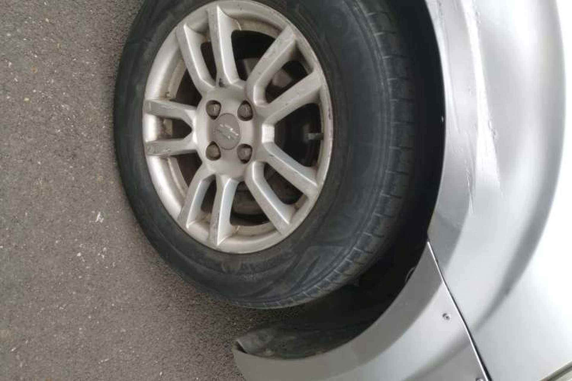 Used Chevrolet Aveo Sonic 2011 Sedan 1.4L MT SL Right Front Wheel Hub