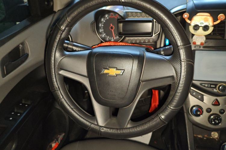 Used Chevrolet Aveo Sonic 2011 Sedan 1.4L MT SL Steering Wheel