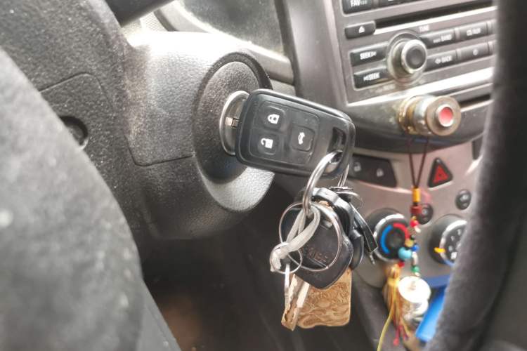 Used Chevrolet Aveo Sonic 2011 Sedan 1.4L MT SL Vehicle Key