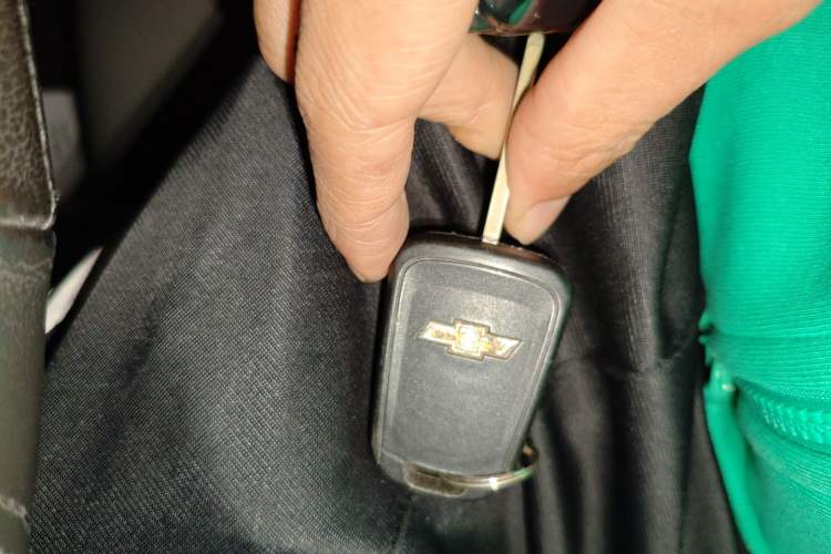 Used Chevrolet Aveo Sonic 2011 Sedan 1.4L MT SL Vehicle Key