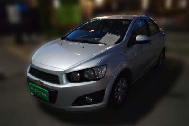 Used Chevrolet Aveo Sonic 2011 Hatchback 1.4L MT SE