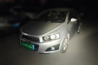Used Chevrolet Aveo Sonic 2011 Sedan 1.4L Manual Transmission SE