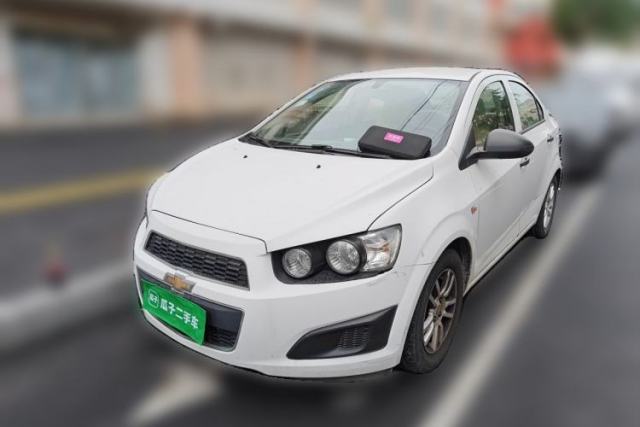 Used Chevrolet Aveo Sonic 2011 Sedan 1.4L MT SL