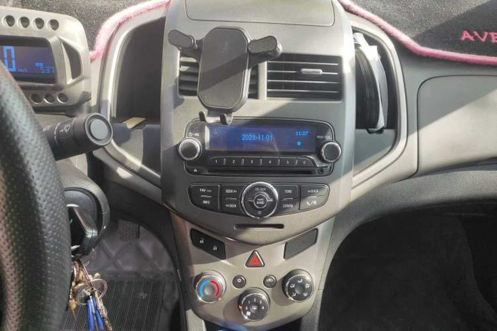 Used Chevrolet Aveo Sonic 2011 Sedan 1.4L Manual Transmission SE Audio And AC Panel