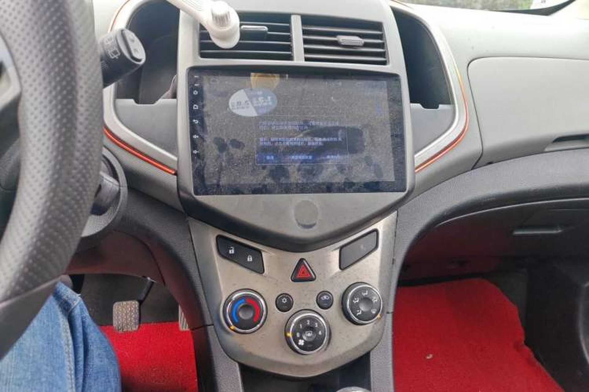 Used Chevrolet Aveo Sonic 2011 Hatchback 1.4L MT SE Audio And AC Panel