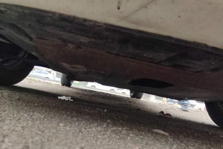 Used Chevrolet Aveo Sonic 2011 Sedan 1.4L MT SL Chassis Front