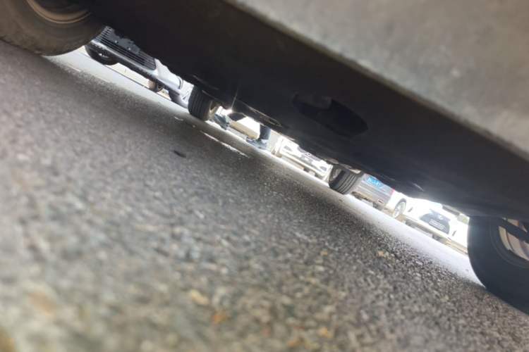 Used Chevrolet Aveo Sonic 2011 Sedan 1.4L MT SL Chassis Front