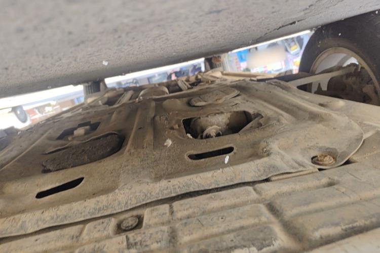 Used Chevrolet Aveo Sonic 2011 Sedan 1.4L MT SL Chassis Front