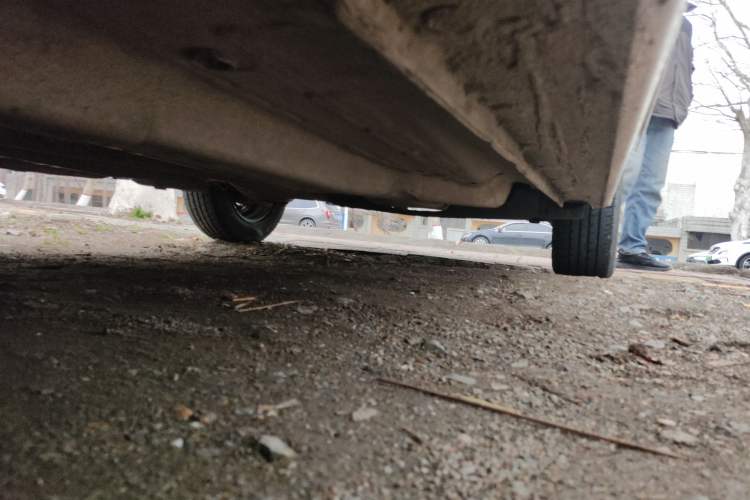 Used Chevrolet Aveo Sonic 2011 Sedan 1.4L MT SL Chassis Front Left