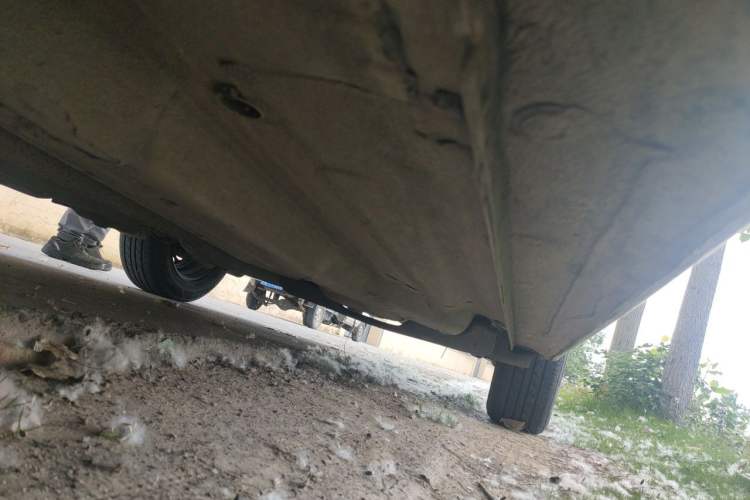 Used Chevrolet Aveo Sonic 2011 Sedan 1.4L MT SL Chassis Front Left