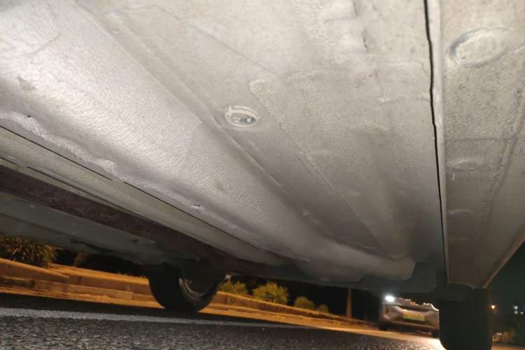 Used Chevrolet Aveo Sonic 2011 Sedan 1.4L Manual Transmission SE Chassis Front Left