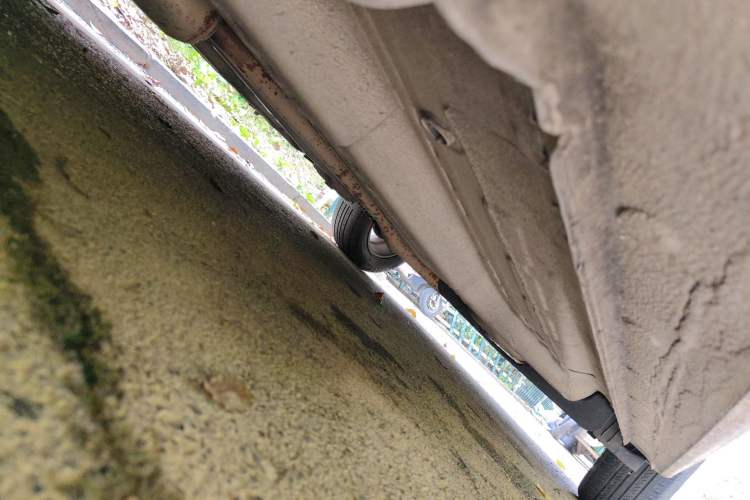 Used Chevrolet Aveo Sonic 2011 Sedan 1.4L MT SL Chassis Front Left