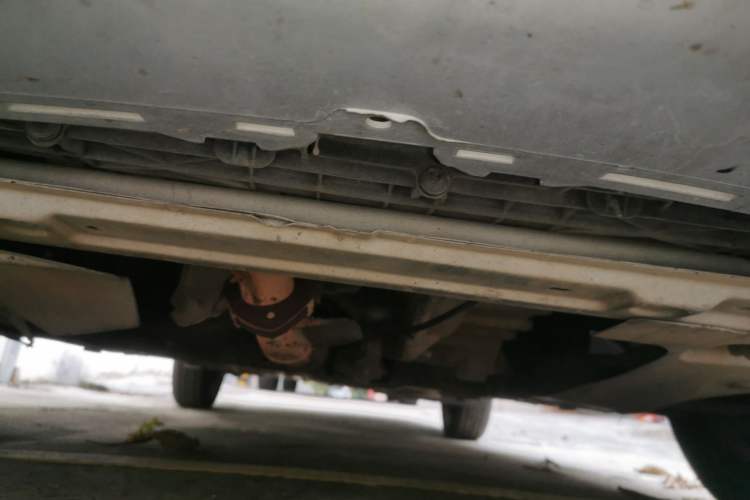 Used Chevrolet Aveo Sonic 2011 Sedan 1.4L MT SL Chassis Front