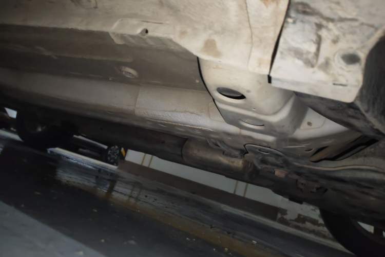 Used Chevrolet Aveo Sonic 2011 Sedan 1.4L MT SL Chassis Front Right