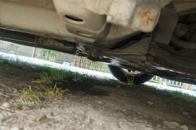 Used Chevrolet Aveo Sonic 2011 Sedan 1.4L Manual Transmission SE Chassis Front Right