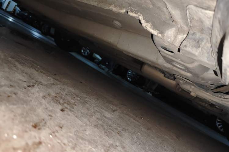 Used Chevrolet Aveo Sonic 2011 Sedan 1.4L MT SL Chassis Front Right