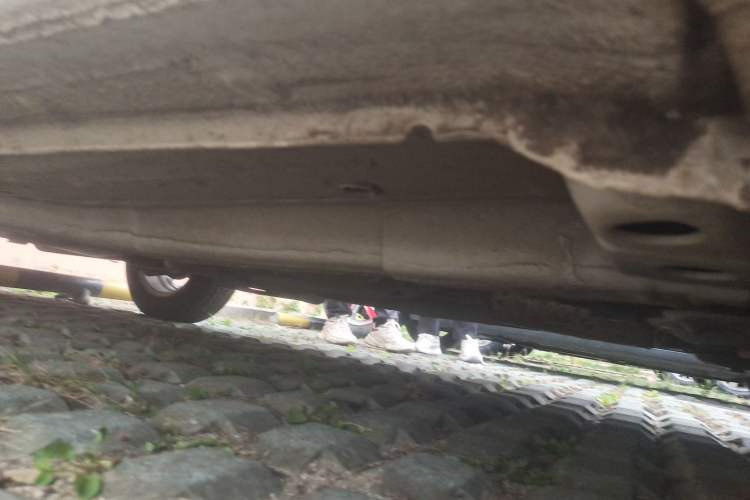 Used Chevrolet Aveo Sonic 2011 Sedan 1.4L MT SL Chassis Front Right