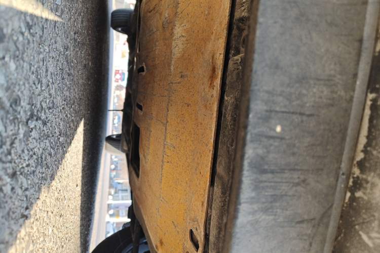 Used Chevrolet Aveo Sonic 2011 Sedan 1.4L MT SL Chassis Front