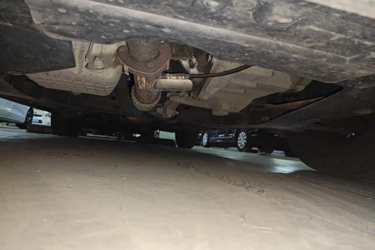 Used Chevrolet Aveo Sonic 2011 Sedan 1.4L MT SL Chassis Front