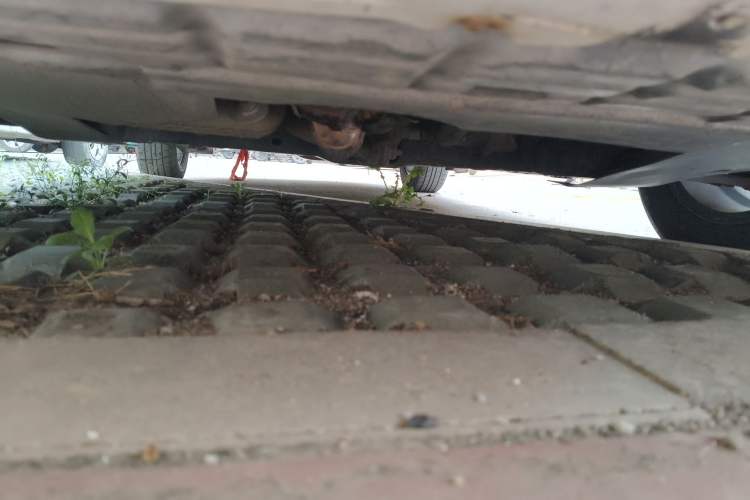 Used Chevrolet Aveo Sonic 2011 Sedan 1.4L MT SL Chassis Front