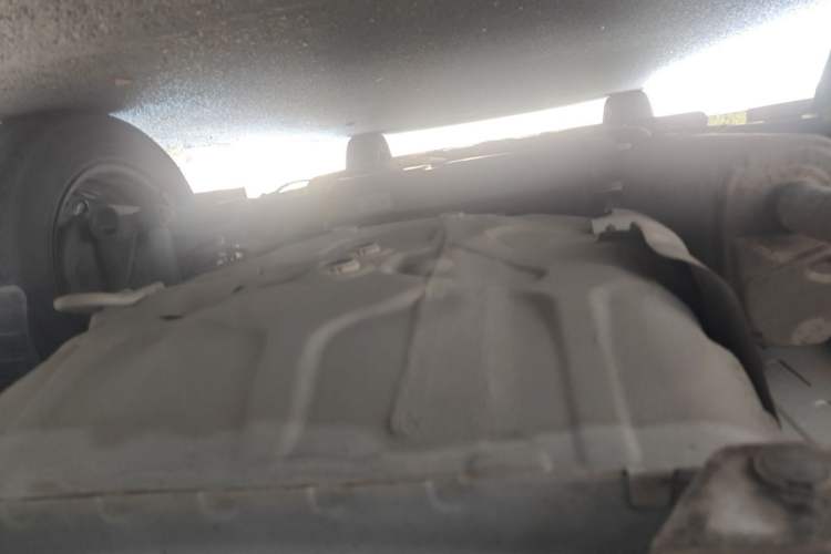 Used Chevrolet Aveo Sonic 2011 Sedan 1.4L MT SL Chassis Rear