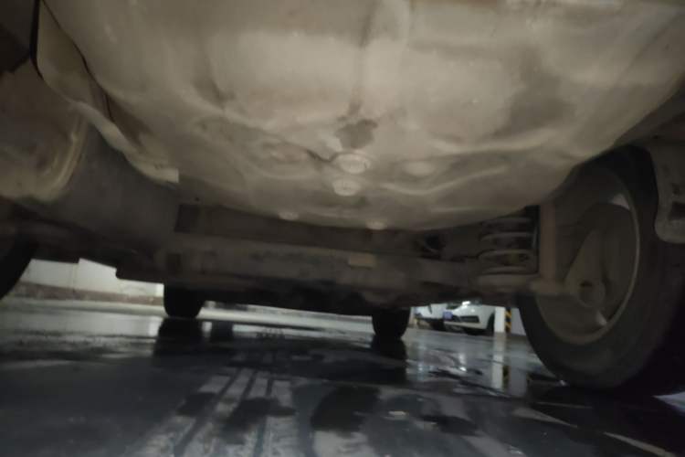 Used Chevrolet Aveo Sonic 2011 Sedan 1.4L MT SL Chassis Rear