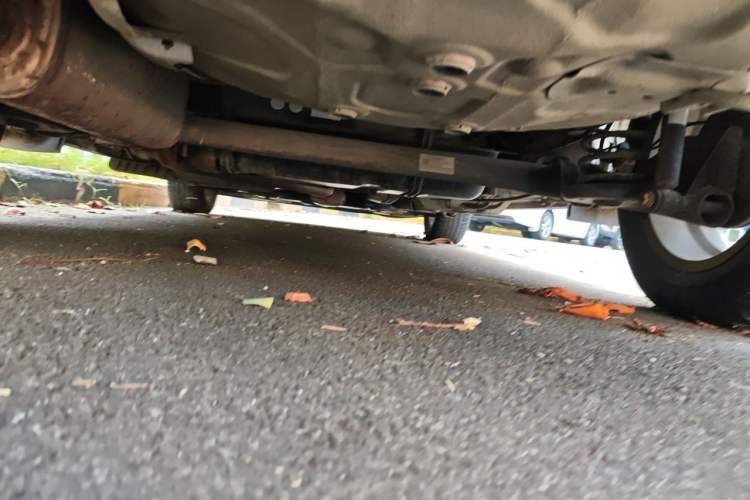 Used Chevrolet Aveo Sonic 2011 Hatchback 1.4L MT SE Chassis Rear