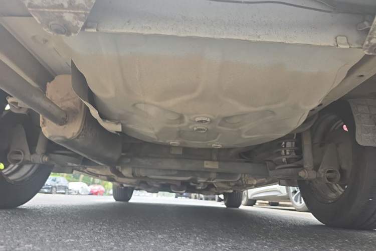Used Chevrolet Aveo Sonic 2011 Sedan 1.4L MT SL Chassis Rear